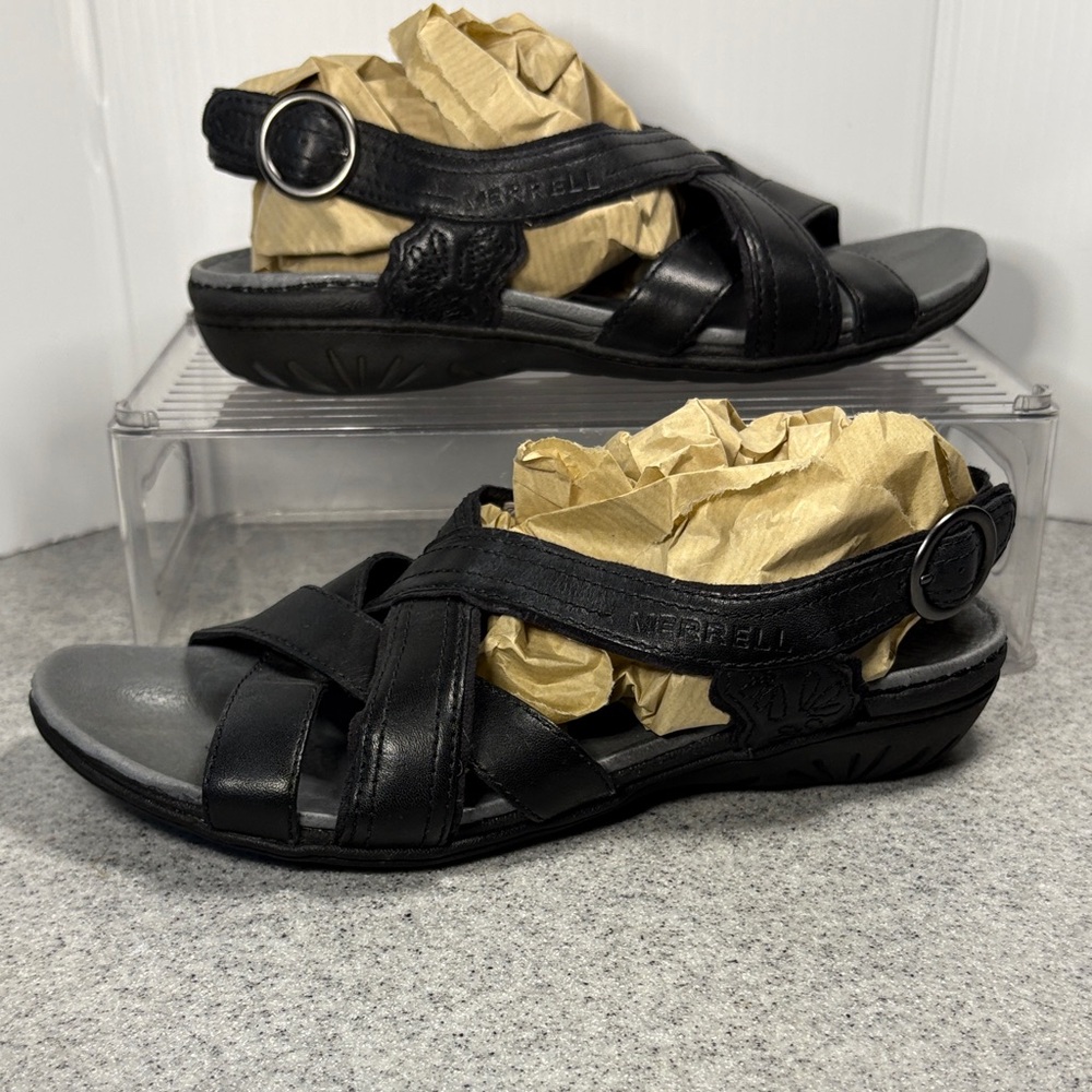 Merrell Women's Black‎ Strappy Sandals size 6. Fc3